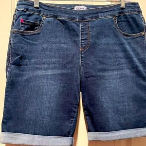 Pajama Jeans Bermuda Shorts, size L, slightly used